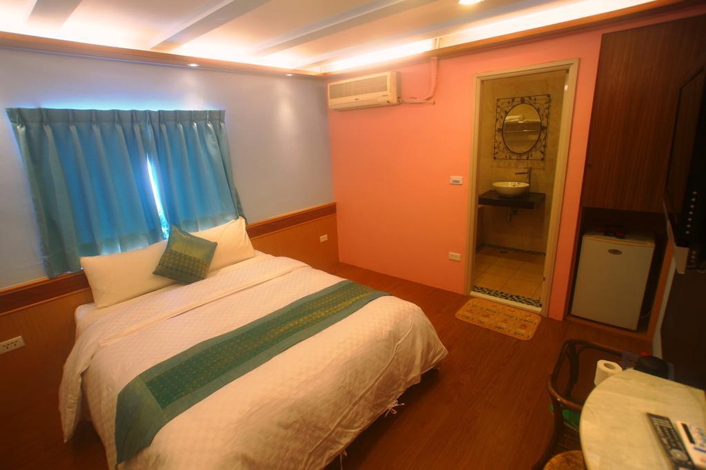 Hong Ben Hotel Kenting Bagian luar foto