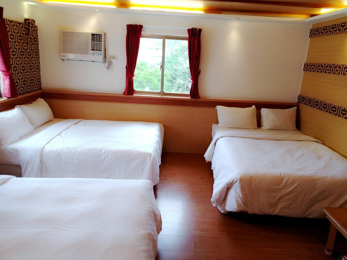 Hong Ben Hotel Kenting Bagian luar foto