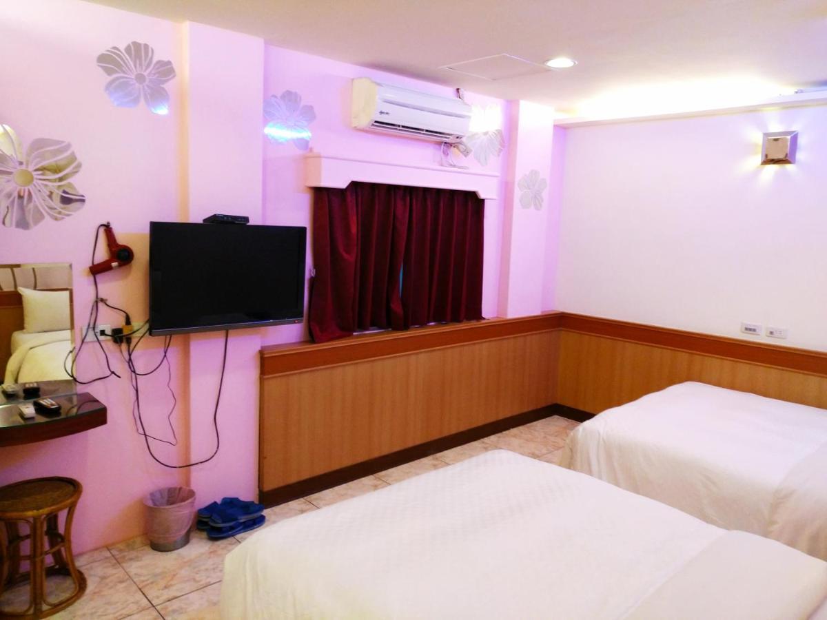 Hong Ben Hotel Kenting Bagian luar foto